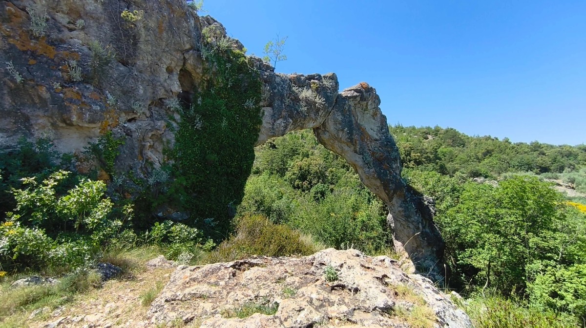 Brač kao neiscrpno nadahnuće: O književnosti, povijesti i mjestima koja oblikuju identitet otoka