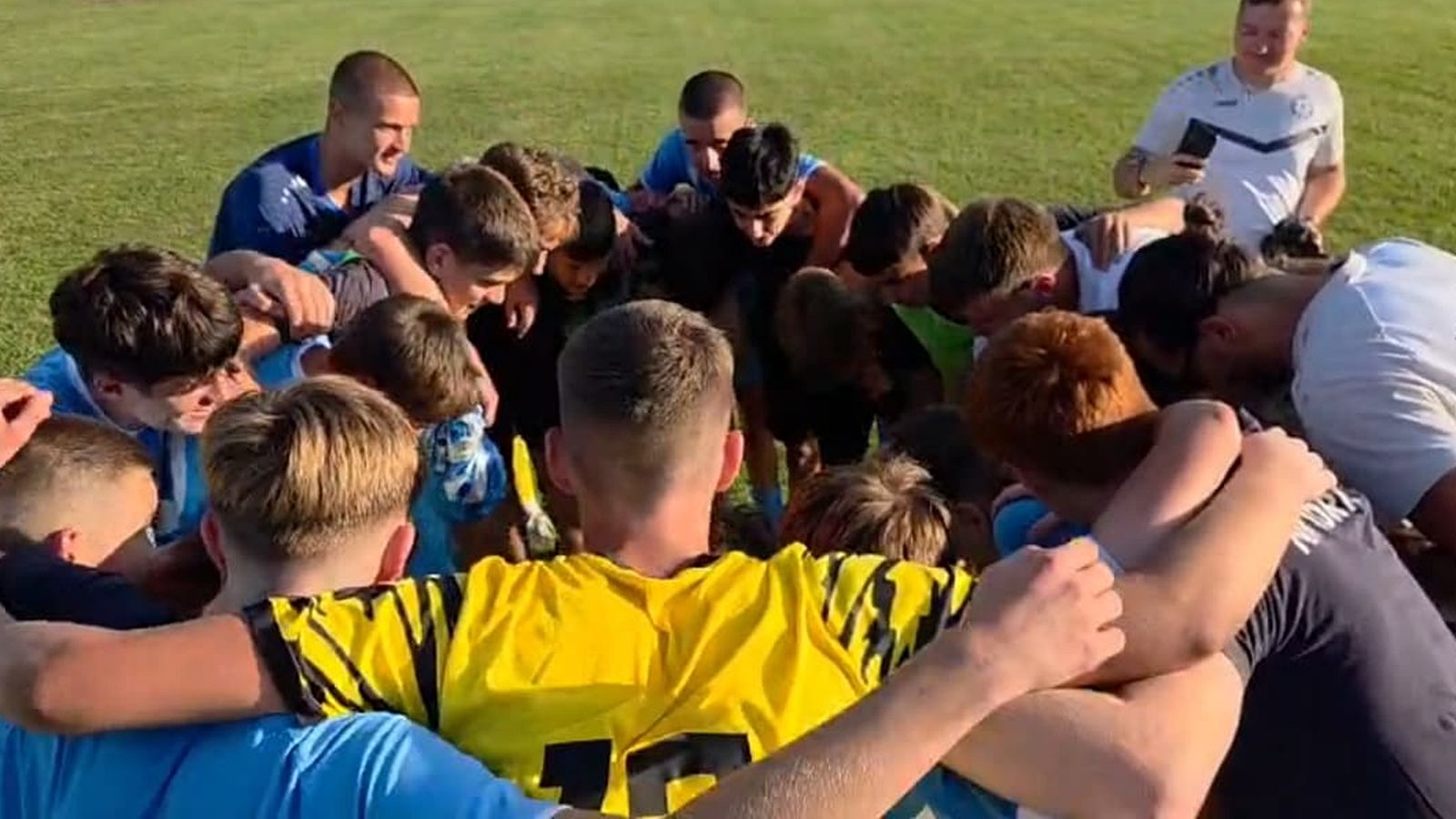 EMOTIVNI VIDEO: Trener djeci nakon trilera: 'Imate u meni prijatelja do kraja života, hvala vam na svemu!'