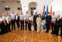 FOTOGALERIJA Klapa 'Cetinjani' i Sinjsko pučko kazalište oduševili publiku u Bitoli