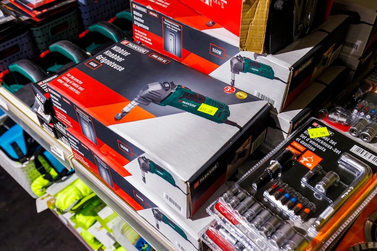 Ludilo u Kaštelima! U poznati outlet stigli vrhunski televizori - nećete vjerovati koliko koštaju! Evo što je još na brutalnoj akciji