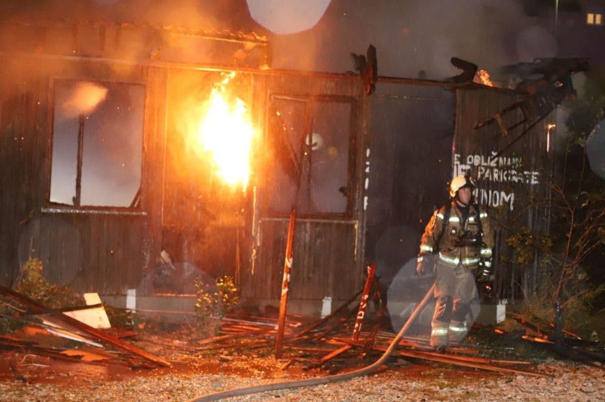 Požar, Sućidar | foto: Veljko Martinović
