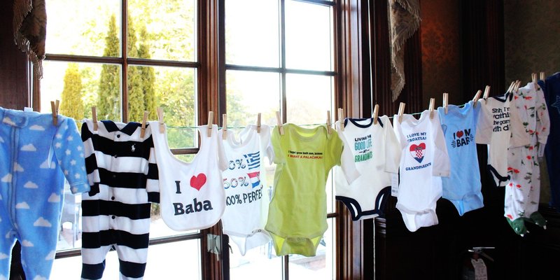 Spašene bebe iz sirotišta koje su bile u skloništu u Sumiju