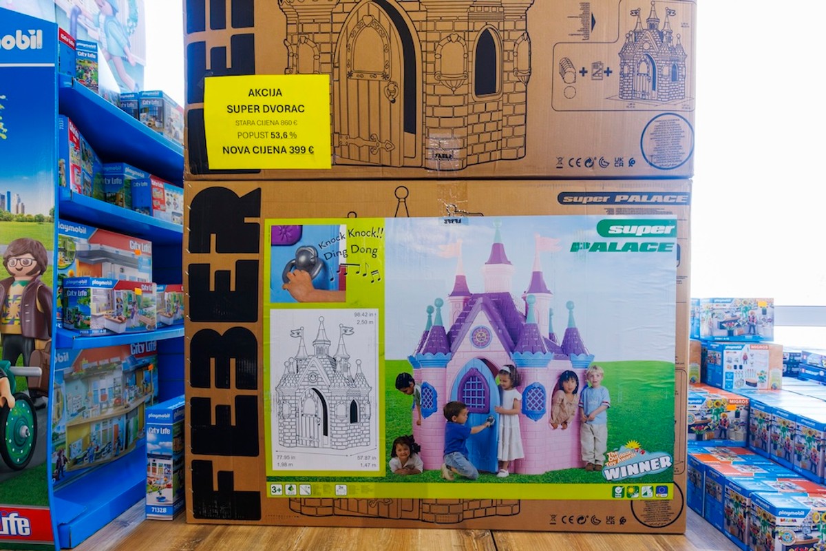 Kreće totalno ludilo u Kaštelima, poznati outlet šokirao niskim cijenama: Od danas imaju kućanske aparate, alat, bazene, jacuzzije...