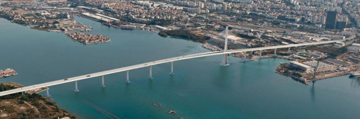FOTO Odabran pobjednički rad za most preko Kaštelanskog zaljeva: Procijenjeni troškovi izgradnje su 223 milijuna eura