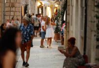 LOKALE U KALE Grad Makarska i četvrtu godinu zaredom dijeli potpore poduzetnicima i obrtnicima