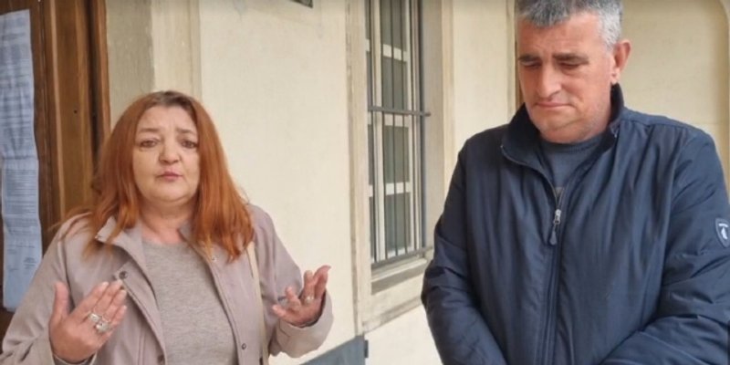 DRAMA U SINJU Zapisničarku udaljili sa suda jer se nije testirala, vratila se s Mirom Buljem