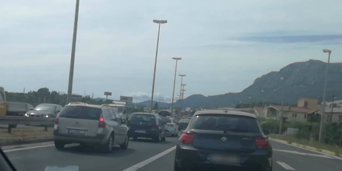 Gužve u i oko Splita, svi raspoloživi policajci su na terenu