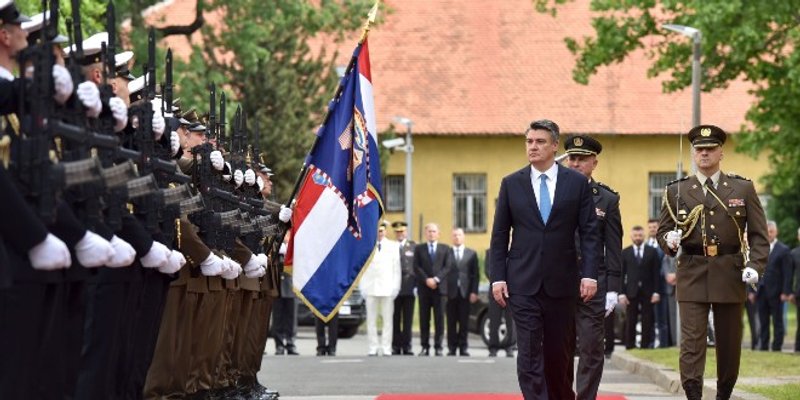 MILANOVIĆ U KNINU: Bilo je grešaka u ratu, to je velika lekcija