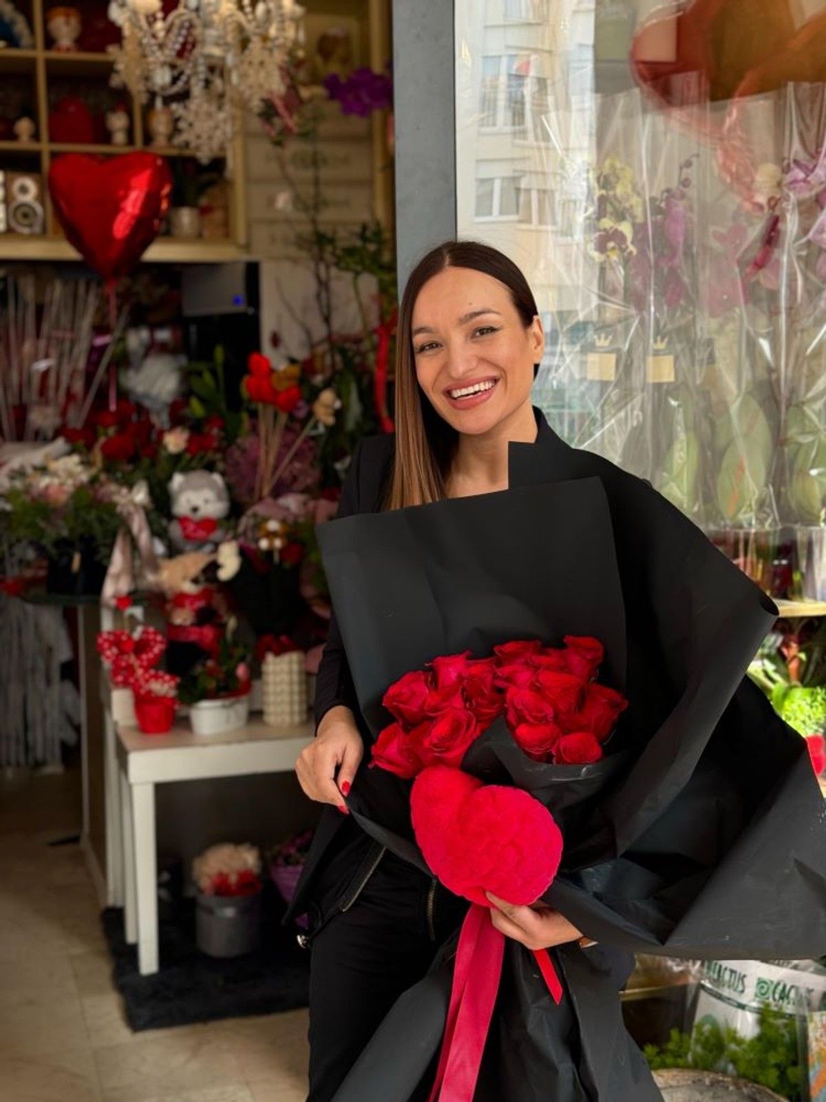 VIDEO Splitska cvjećarka: Ne zaboravite, cvijećem se daruju i muškarci