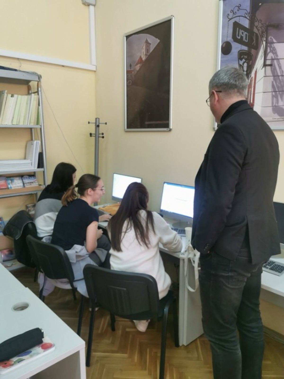 VerifEye - Projekt koji uči mlade kako prepoznati lažne vijesti