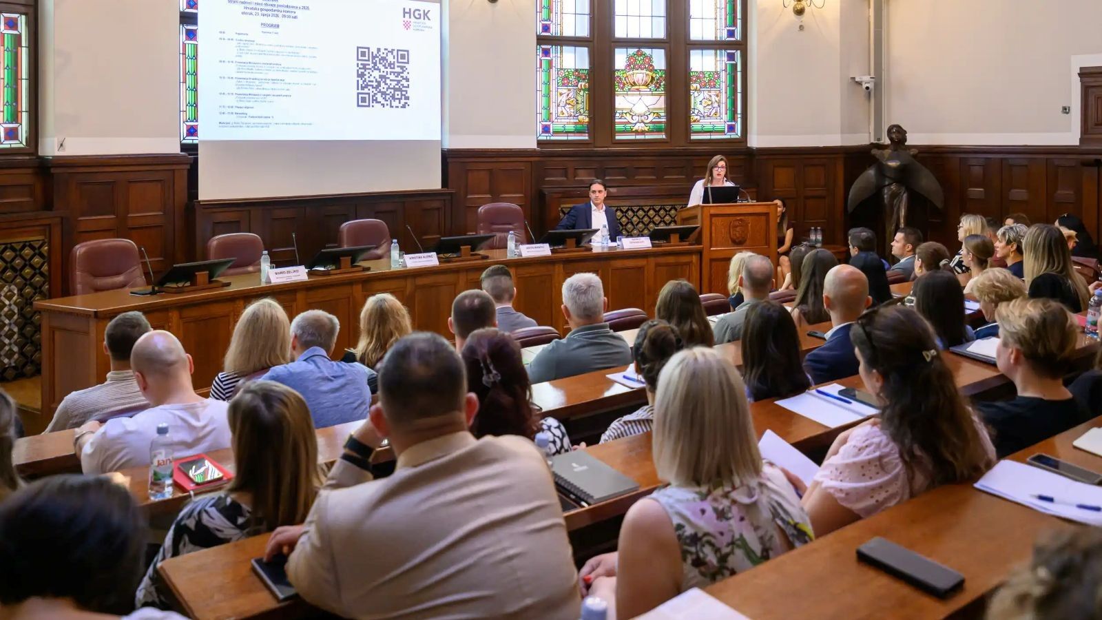 NIZ NOVOSTI Poslodavci se prilagođavaju novim pravilima za zapošljavanje stranih radnika