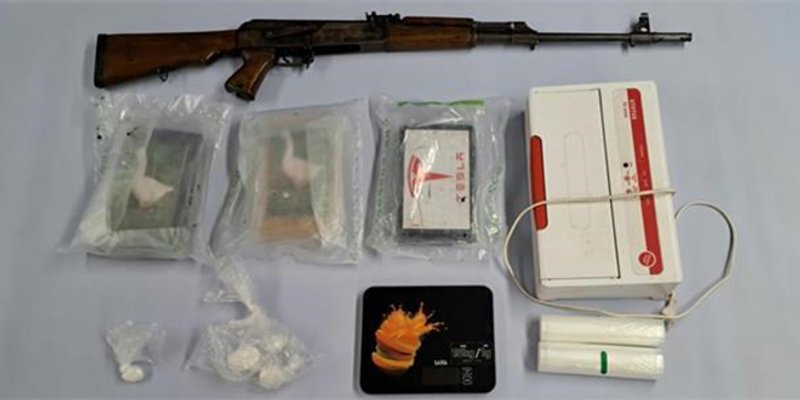 VIDEO: Policija pronašla 3 i pol kilograma kokaina u Sinju