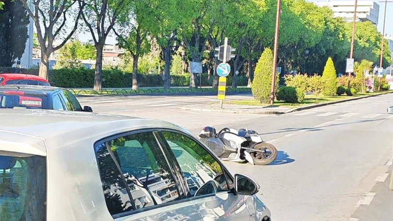 Dvije osobe ozlijeđene u sudaru na Poljičkoj cesti