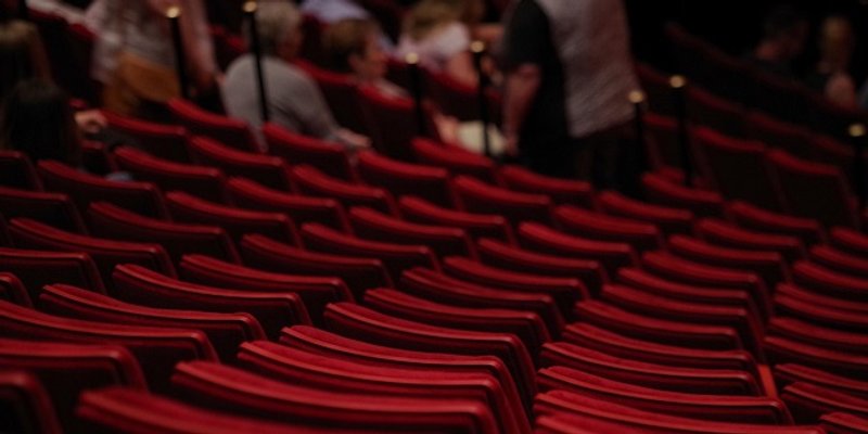 U Makarsku stiže komedija Mira Gavrana 'Papučari'