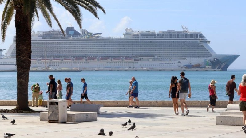 U Dalmaciji sunčano, na otocima jak maestral