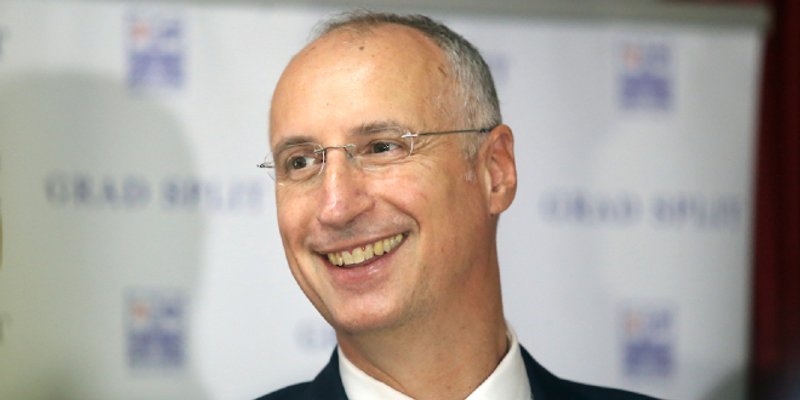 SLUŽBENO ODSUTAN: Puljak je gotovo petinu mandata proveo na putovanjima