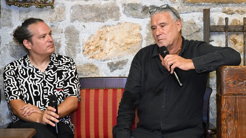 PANEL-RASPRAVA U SPLITU 'Jedini pravi nositelj našega jezika i domaće riječi jest popularna pjesma, da ne kažem zabavna'