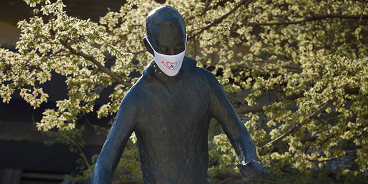 Hajduk donirao maske navijačima i zaposlenicima Kluba