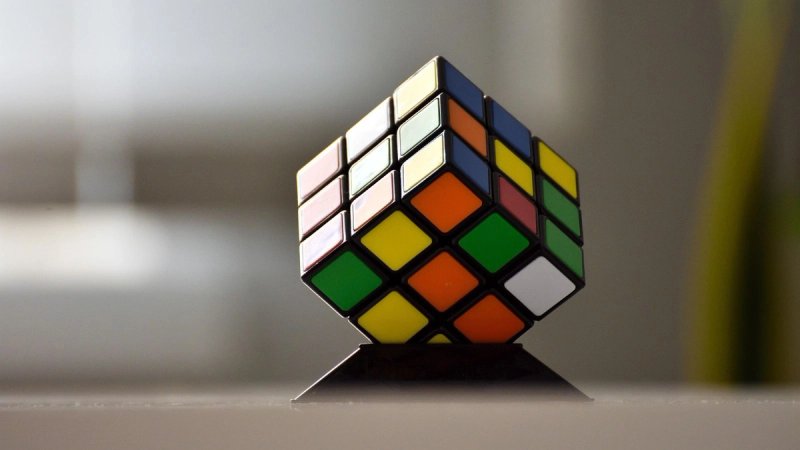 Sprema se natjecanje u brzom slaganju Rubikove kocke u Splitu
