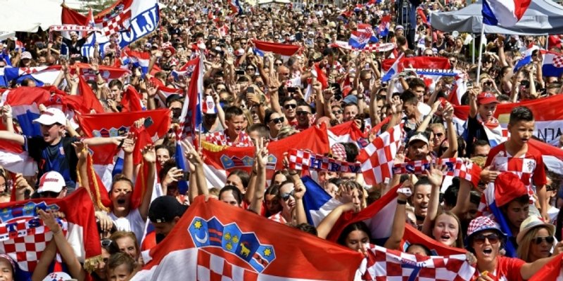 IZ POVIJESNOG KUTA: Tko je i kada osmislio naziv Vatreni, a tko i gdje riječ 'nogomet'?