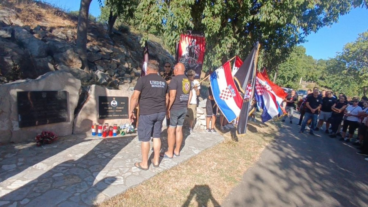 17. molitvena hodnja 'Koracima nade u istinu' | foto: Marko Ledenko Mane