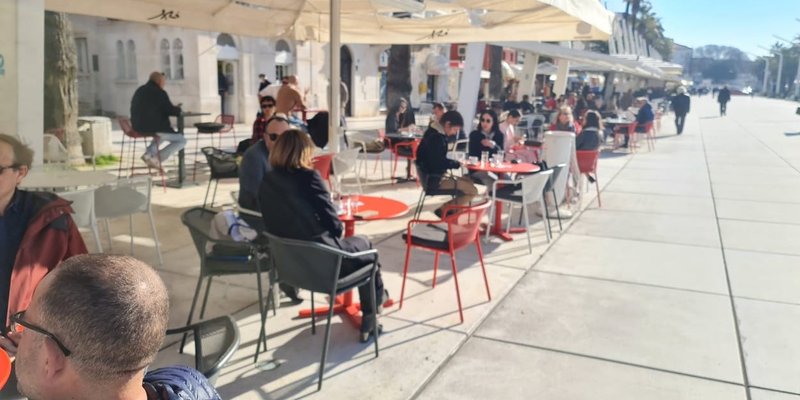 OČAJNI UGOSTITELJ: Promet mi je pao za 40 posto u tri lokala, najviše mi je žao zaposlenika, ali što da radim?