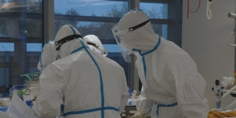 SLUŽBENO Imamo 3585 novih slučajeva, umrlo je 25 ljudi