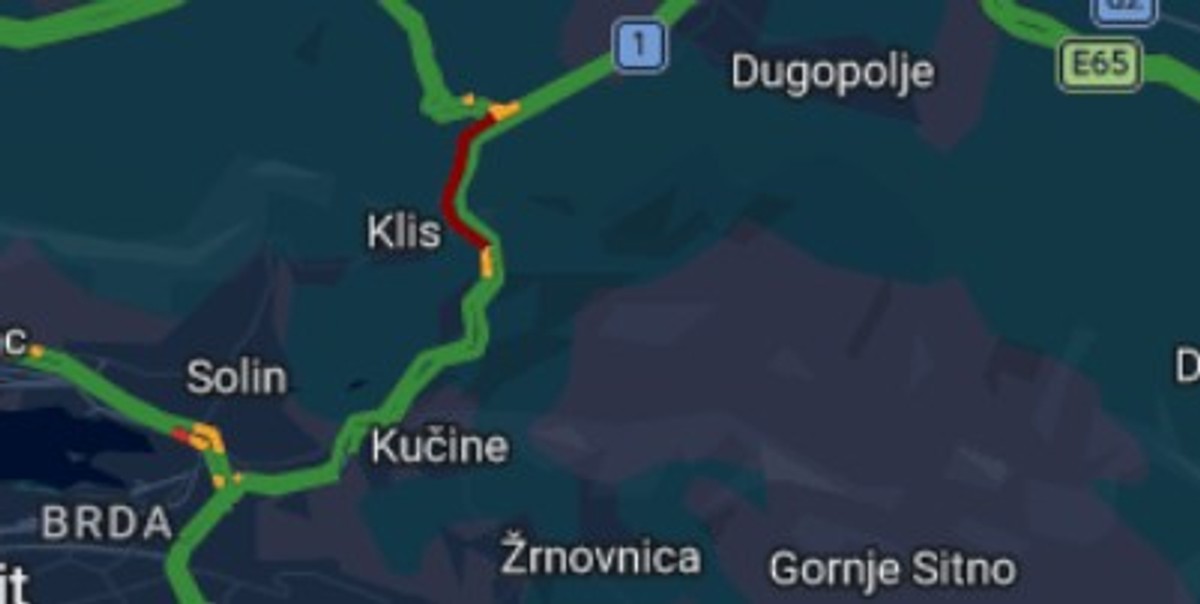Sudar na brzoj cesti između Klisa i Solina, nastala gužva