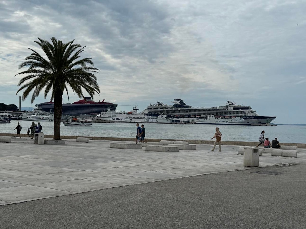 Oliver u sjeni kruzera