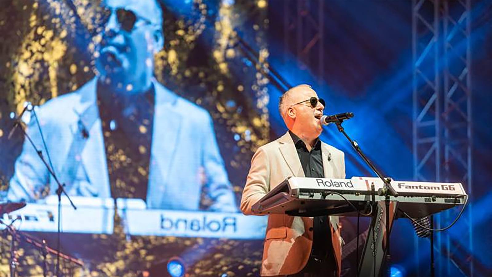 Saša Matić rođendan proslavio na rasprodanom koncertu u Rijeci: Dio večeri je posvetio Oliveru i Halidu