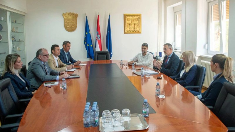 HAJDUK U AUSTRALIJI: Predstavnici Grada Splita i Hajduka razgovarali o zanimljivom projektu