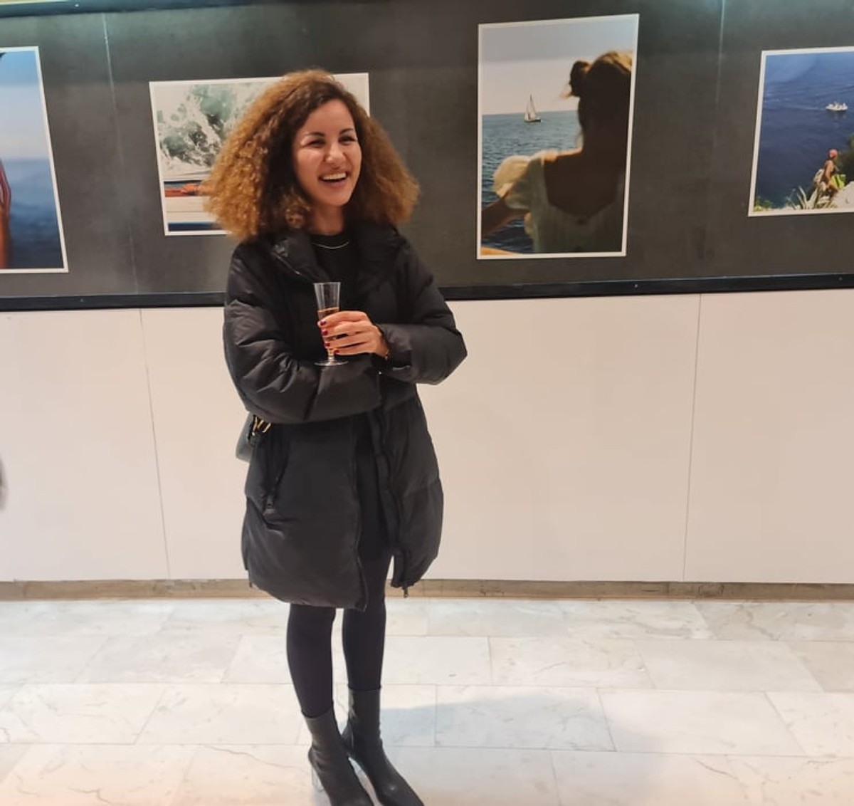 VIDEO: PRVI KULTURNI DOGAĐAJ U HRVATSKOJ Lucija Drača u Fotoklubu otvorila izložbu