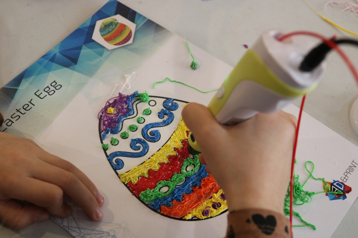 Izradite prigodne ukrase za Uskrs pomoću 3D olovke