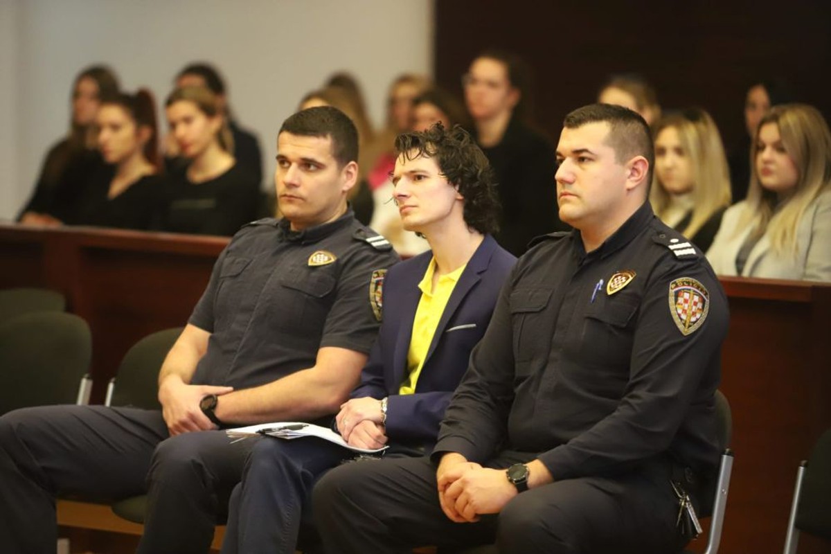 Suđenje Filipu Zavadlavu | foto: Veljko Martinović