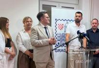 Ivošević teško optužio Šutu za pogodovanju crnogorskim tokovima novca, gradonačelnik uzvratio protupitanjem