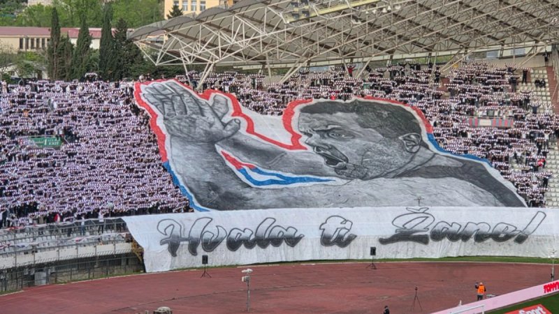 Torcida istaknula posebnu koreografiju u čast navijačkoj legendi