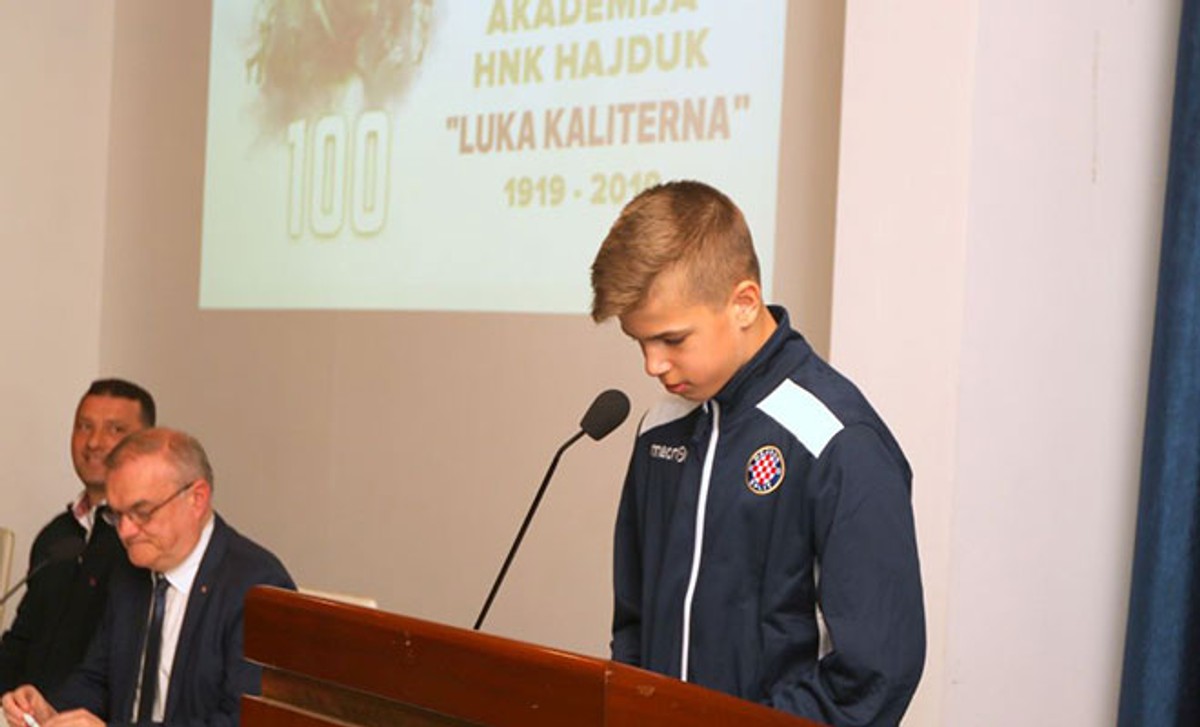 FAMILIJA VUŠKOVIĆ: Pradjed je bio igrač i tajnik Hajduka, djed igrao za zlatne Ivićeve juniore, a otac je debitirao kod Slavena Bilića