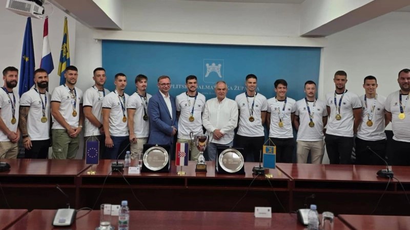 Župan Boban ugostio zlatne splitske studente: 'Ostvarili su povijesni uspjeh'