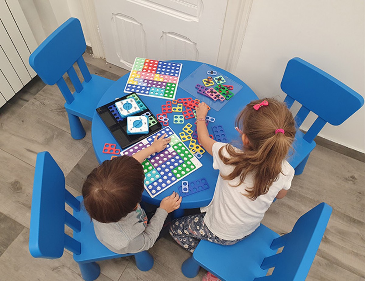 ŠKOLA MALAC GENIJALAC Naši polaznici nisu genijalci, već razigrana djeca poput vaših malaca!