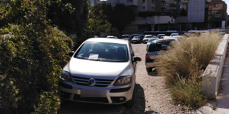 Autom zatvorio parking kod FESB-a, pročitajte kakva ga je poruka dočekala ispod brisača