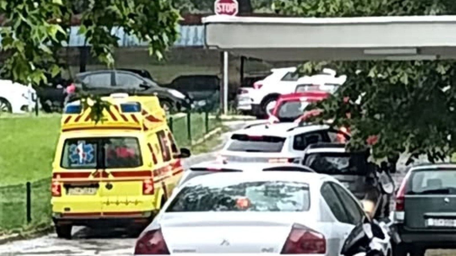 KAOS U SPLITU 'Hitna pod rotacijom nije uspjela izići iz kruga bolnice'