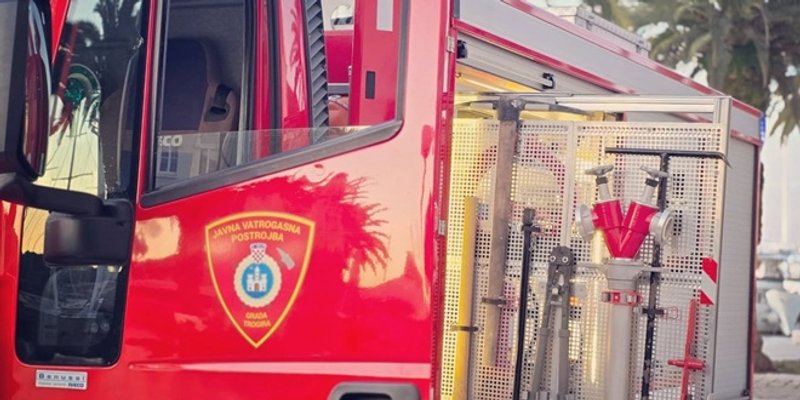 U Trogiru na kući planula razvodna kutija za struju