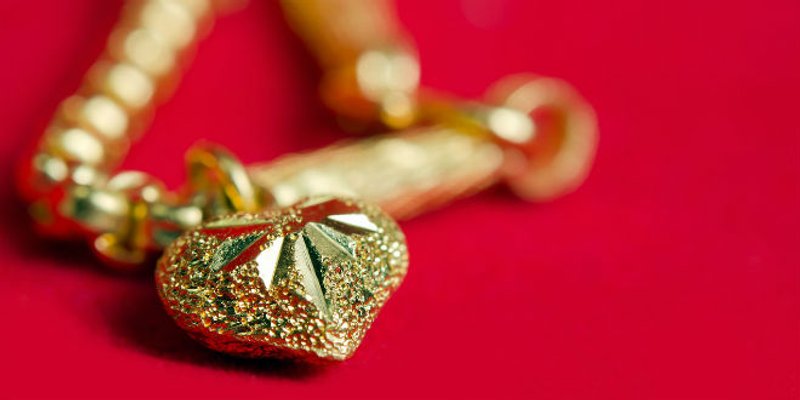 Lažnom doktoru dala zlatninu u vrijednosti 5.000 eura