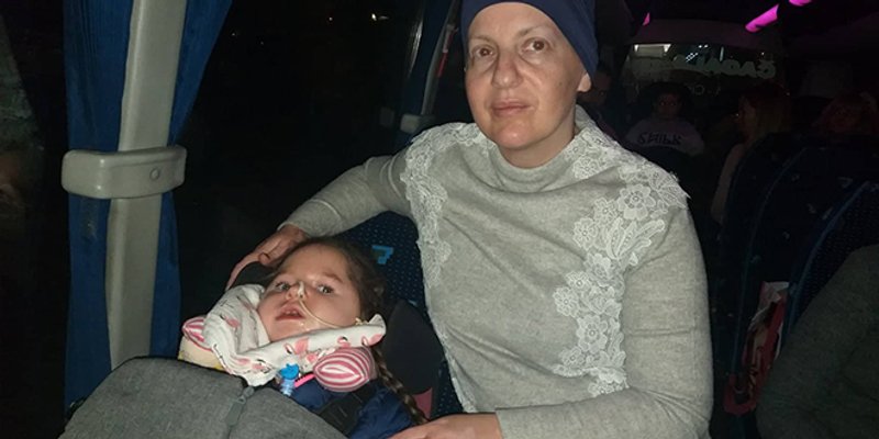 NORI ODBILI DATI NOVA KOLICA 'Molila bih one što su sinoć na Peristilu pričali o Europi da mi kažu jesmo li mi ista država? Trebam li preseliti na sjever Hrvatske?'