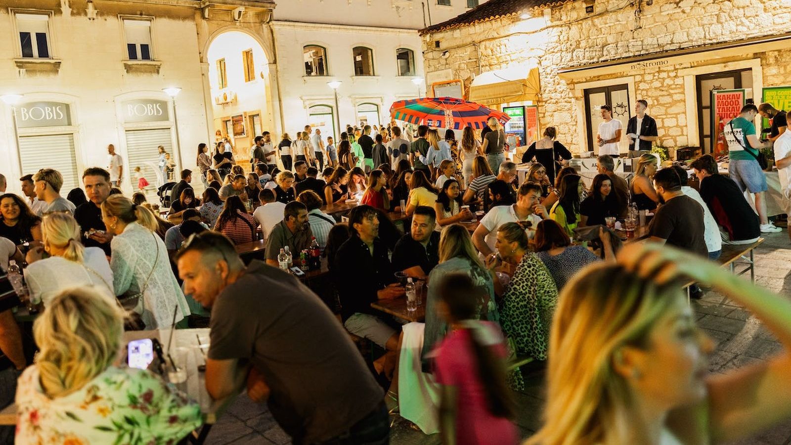 PLACe Market danas ponovno osvaja Split: Najbolji domaći chefovi kuhaju ispred Peškarije, a dio prihoda ide u humanitarne svrhe