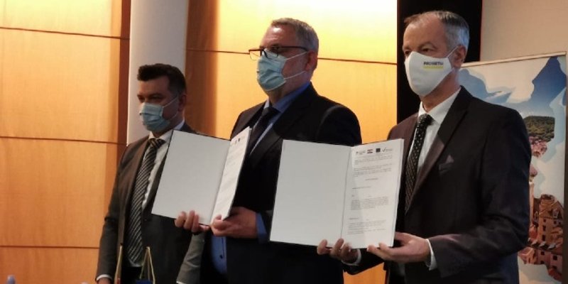 Potpisan ugovor za e-ticketing: 'Sustav u ovakvom obliku dosad nije postojao u Hrvatskoj'