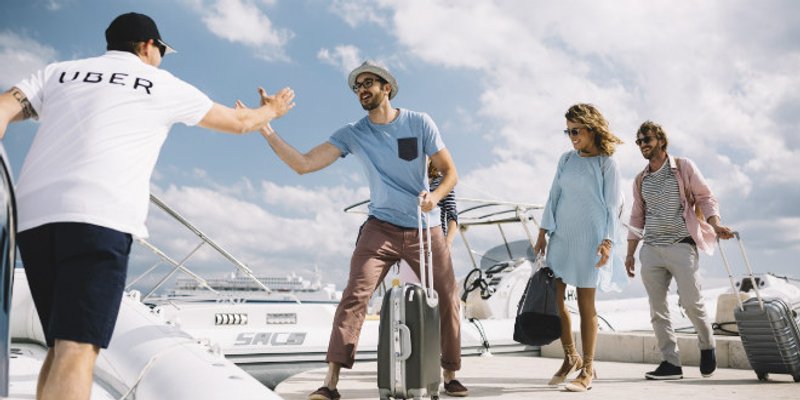 Uber boat u Splitu: Prvi put u svijetu ljudi preko aplikacije mogu naručiti brod s kapetanom koji će ih voziti do otoka