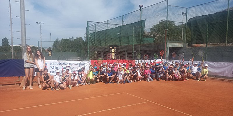 Veliki regionalni teniski turnir okupio mlade nade u Solinu
