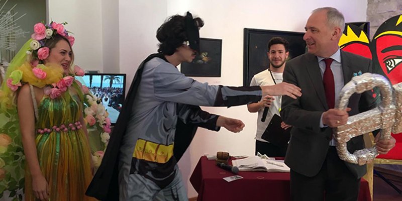 SPLI'SKI KRNJEVAL: Meštrovica Albina Grčić pozvala Batmana da spasi Geto City