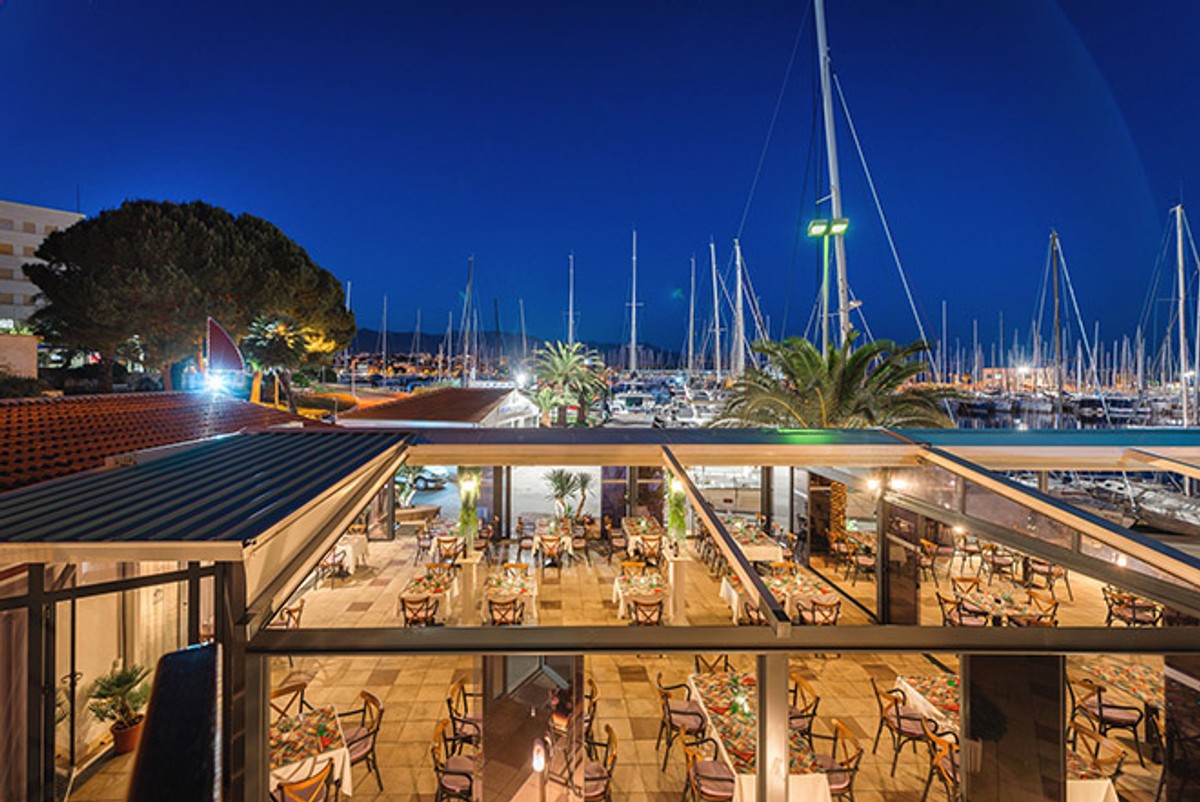 Bajkovita vjenčanja na splitskoj obali 